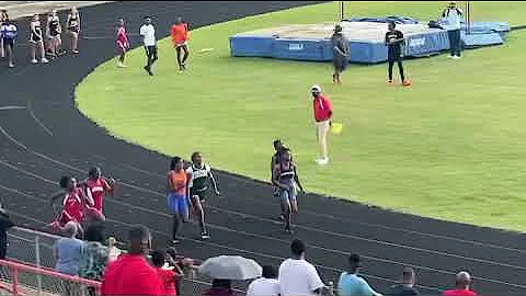 Shardae Reid 100M ChampionMandarin MS