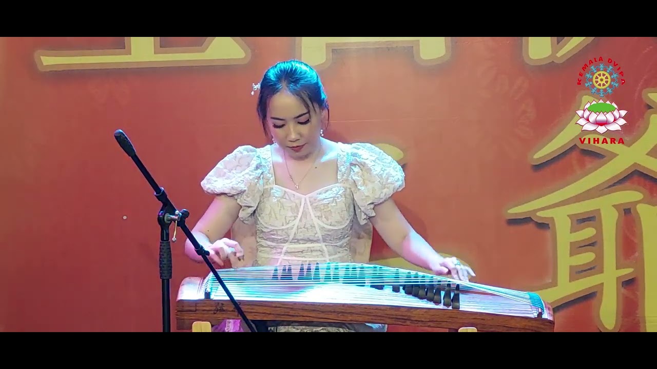 Kecapi Performance oleh Natashya di acara Ulang Tahun Er Ye - YouTube