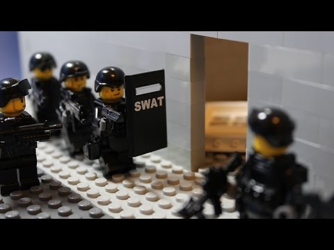 LEGO Police SWAT - Bank Robbery. 