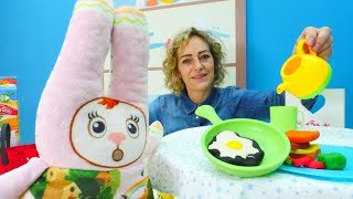 Play Doh Hamur Seti. Bunny Için Kahvaltı Hazırlıyoruz
