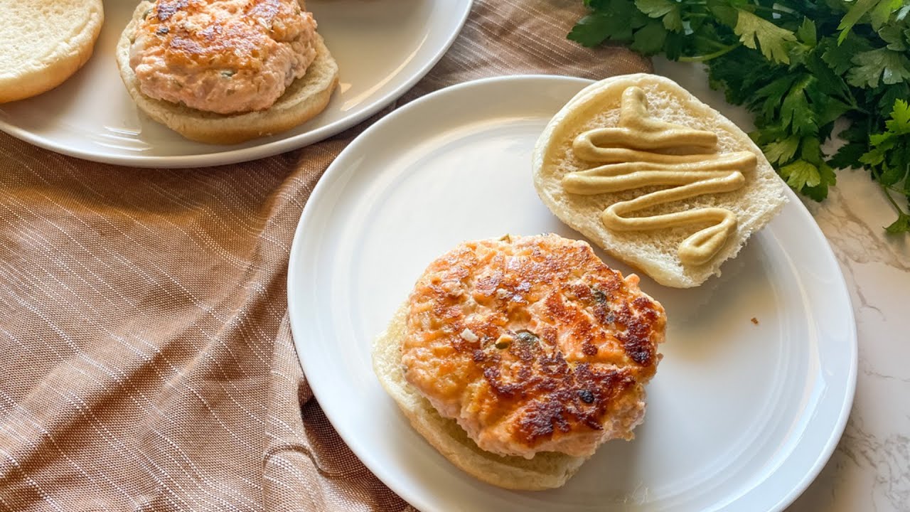Fresh Salmon Burgers Recipe
