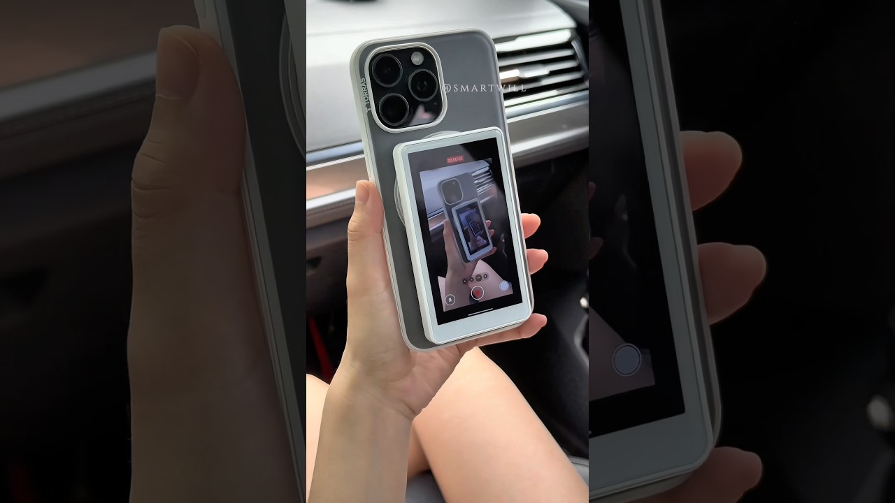 You have to try this selfie screen,it makes rear camera selfies so much easier #selfie #screen