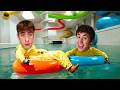LOLLO e FAVIJ SCOPRONO le PISCINE delle BACKROOMS!!
