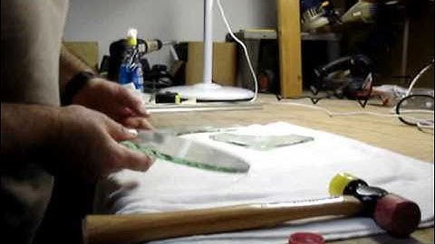 Cutting Circles out of Thick Glass