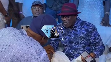 MOMENT LATEEF ADEDIMEJI PROSTRATEDTO GREET K1 DE ULTIMATE ND WOLI AGBA TO FEMI ADEBAYO RESPECTIVELY