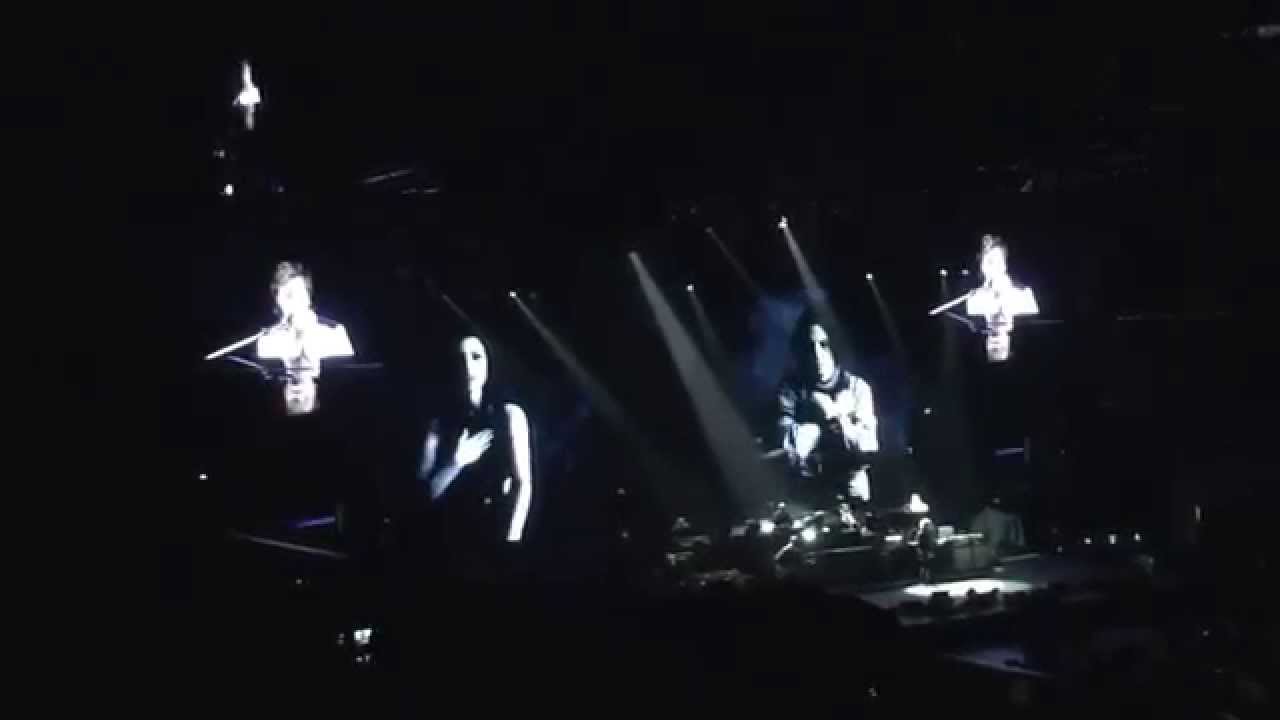 Paul McCartney: My Valentine. 2014 Out There Tour ...