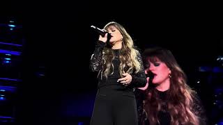 Kelly Clarkson performs Because Of You in Atlantic City, NJ on 5/11/24.