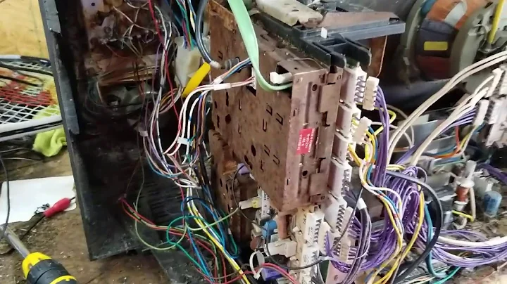 1978 Zenith cc2 or system 3 19 color tv deep woods find assesment for repair