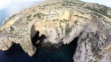 TTRobotix - Ghost+ Takes Flight Near Cliffs