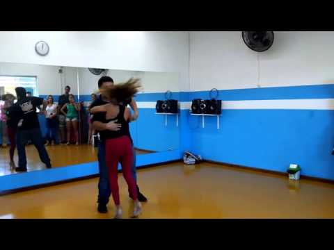 Juninho Pazeli e Micaeli Mello Espaço Bailar 2015 dança de rua caracteristicas