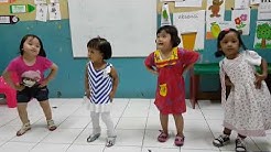 Lagu sekolah Minggu / Ku trima ku trima ku trima berkat Tuhan - Durasi: 2:18. Lagu sekolah Minggu / Ku trima ku trima ku trima berkat Tuhan - Durasi: 2:18.