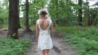 Behind The Scences, Elise