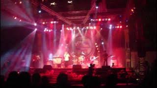 Opening Konsert WALI BAND-'Gadis bertudung merah' 16/10/10