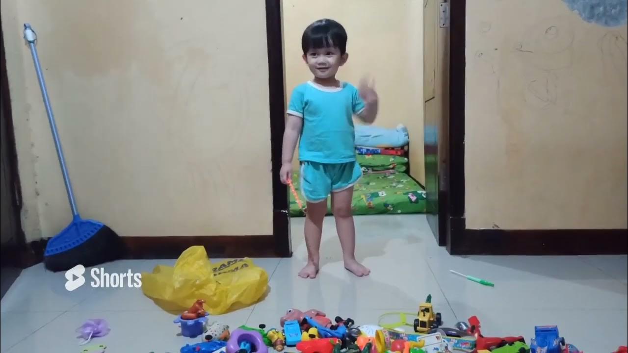 children-daily-vlogs-extraordinary-little-boy-learn-magic-at-home
