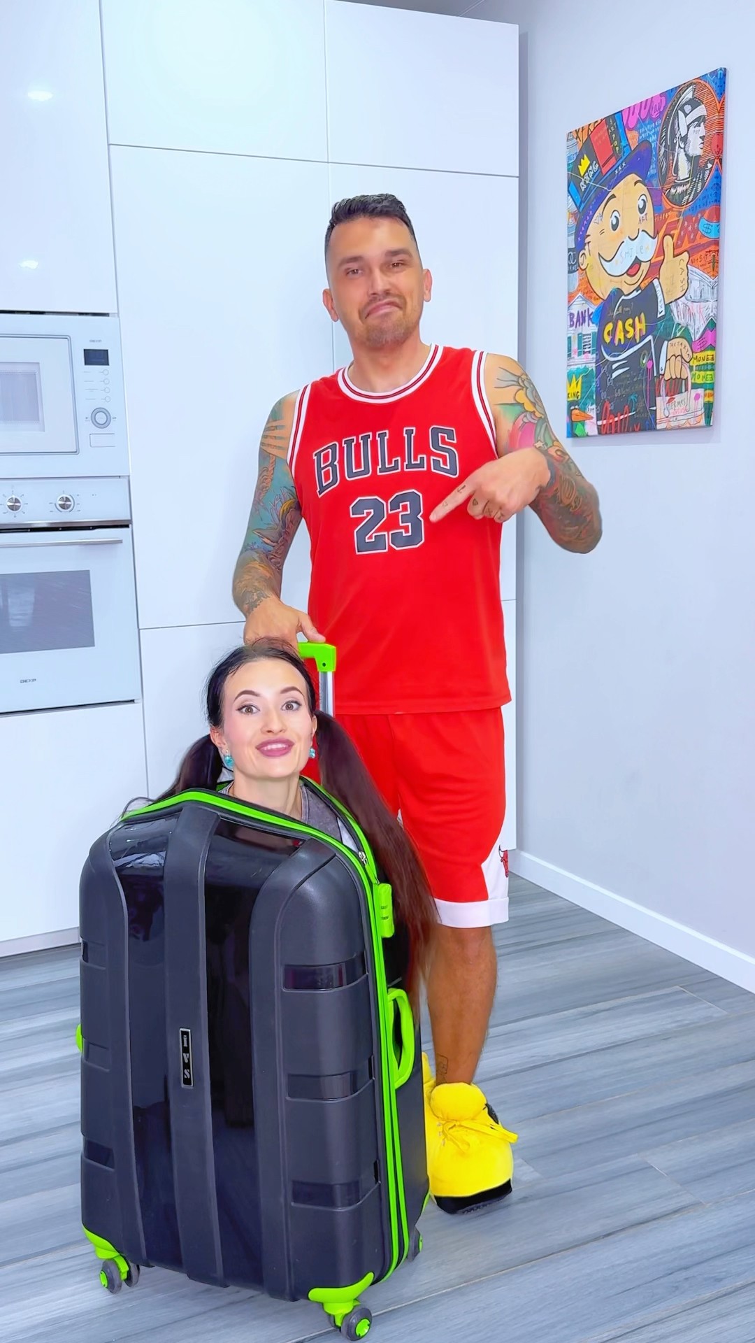 I Like My Suitcase ? #shorts #katebrush #viral