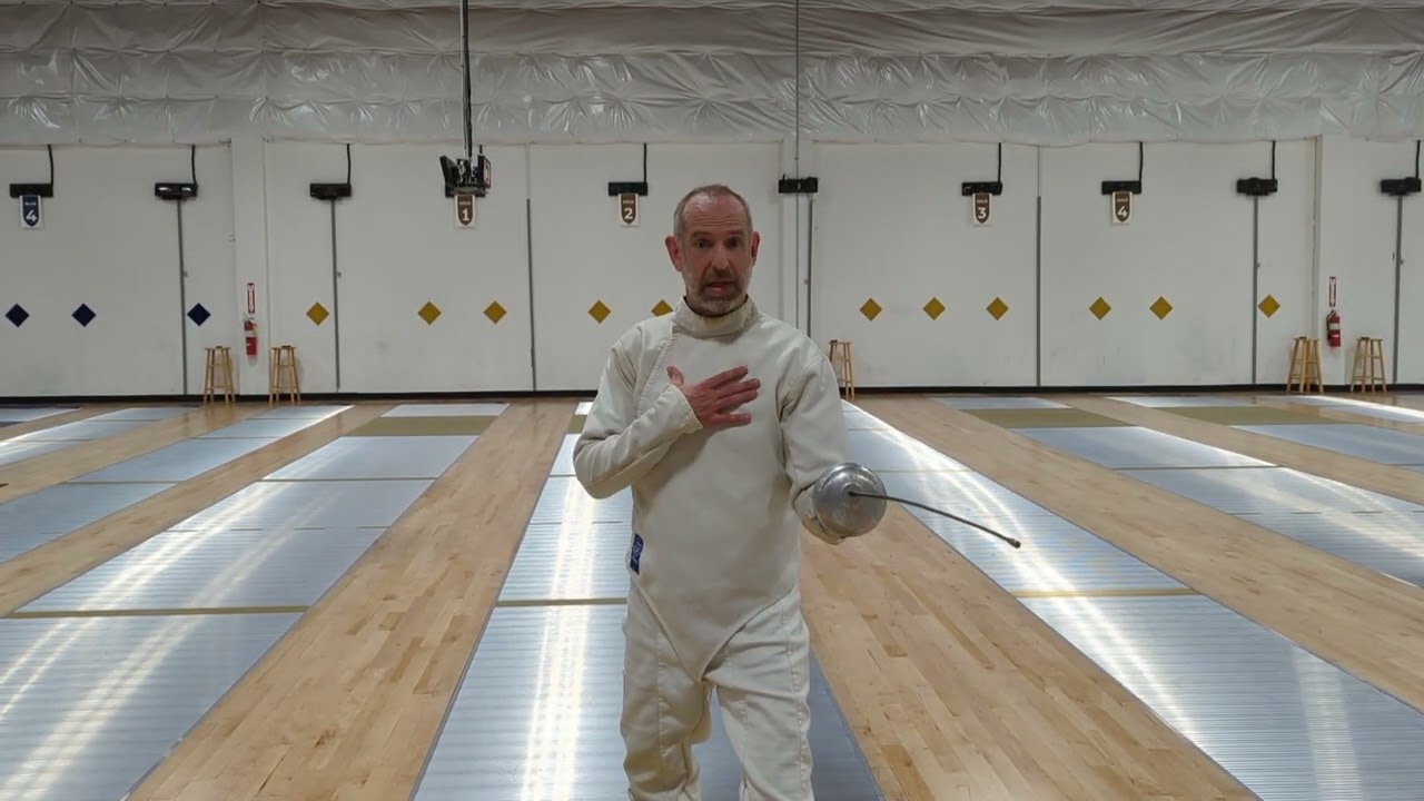 Advantages of Fencing with a Square En Garde