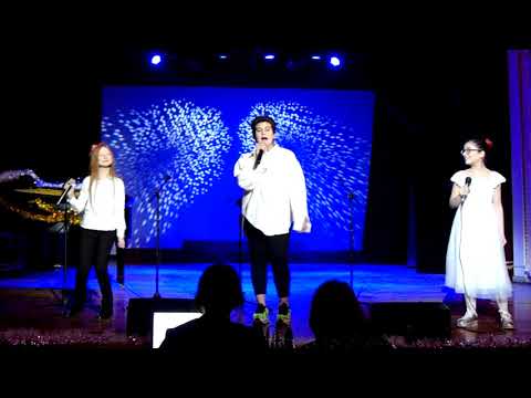 მარიამი პიონერთა სასახლეში