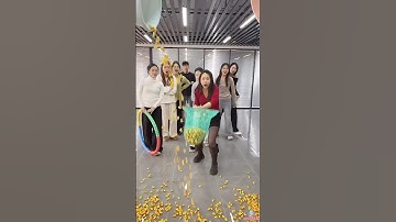 Thử thách lấy càng nhiều vàng rơi xuống nhiều nhất nhận càng nhiều tiền thưởng siêu zuii #shorts