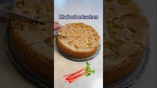 Saftiger Rhabarber-Mandelkuchen: zuckerfrei, einfach &amp; richtig aromatisch 🍰