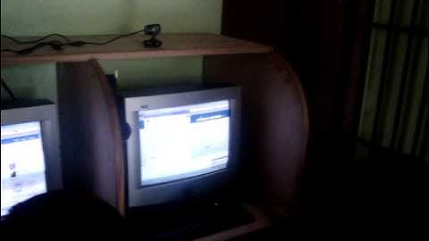 Multi-PC 1:4 Setup (All users are playing Farmville and PetSociety with YouTube on the side)