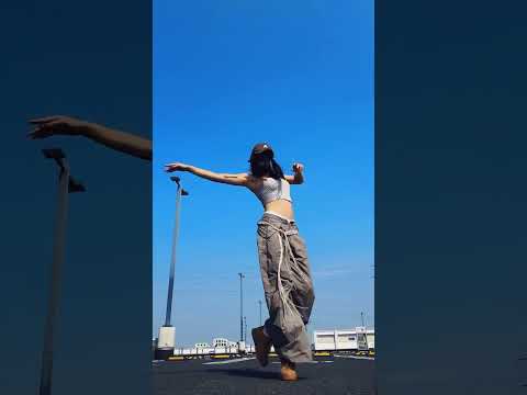 Show Me Love Wizthemc Bees Honey Dance Cover Show Me Love Wizthemc Bees Honey Dance Cover