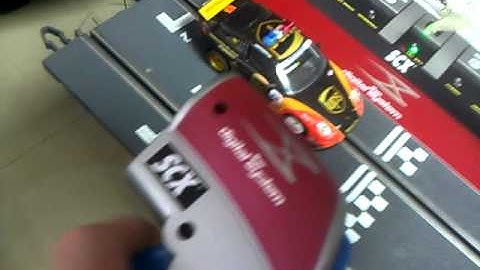 SCX Digital Slot Car wireless control, use digital hand controller, testing