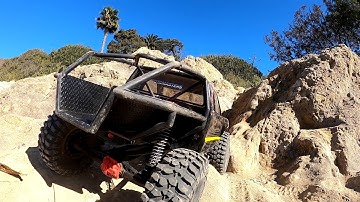 element Enduro Kit vs Axial SCX10 II Trail Honcho