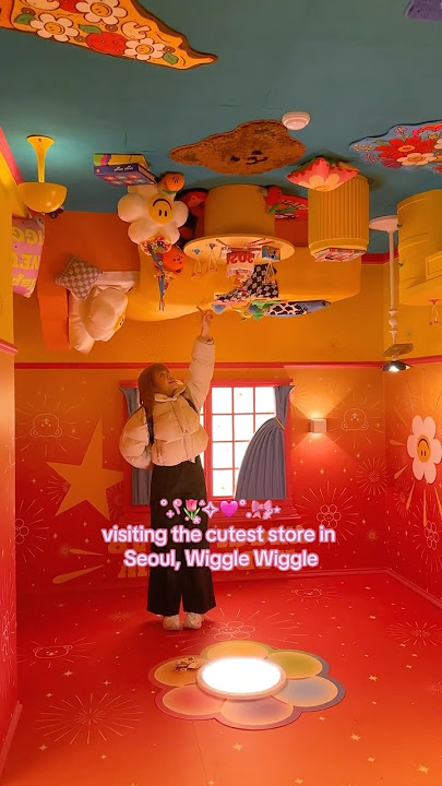 Cutest store in Seoul! #seoul #korea #wigglewiggle #seoultravel #cute #seongsu #seoulplacetovisit