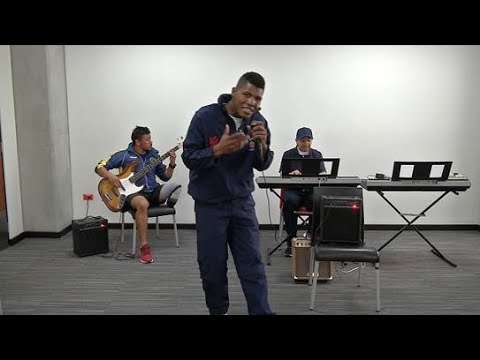 Banda musical integrada por heridos en combate fuerza aerea uruguaya crash