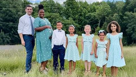 Ze ontmoetten elkaar op 17-jarige leeftijd... en het leven bracht hen weer bij elkaar