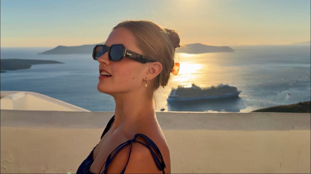 24 Hours in Santorini and Mykonos