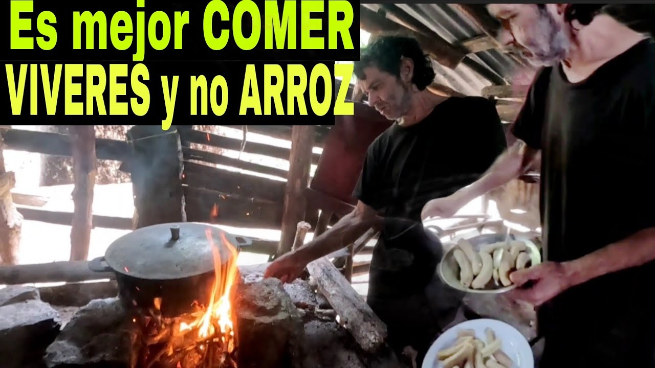 A Don NEGRO su SOBRINO y PAPO son quienes le PREPARAN el Desayuno.