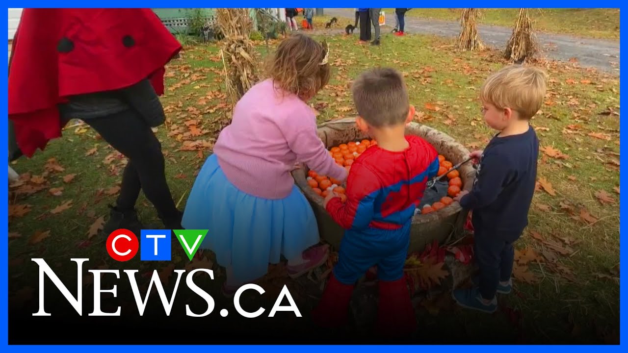 Жители Оттавы принимают участие в ранних мероприятиях по случаю Хэллоуина