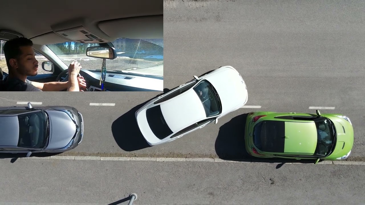 الوقوف بين سيارتين للمبتدئين Fickparkering