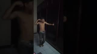 Goyang DJ Walaupun Terbentang Jarak Diantara Kita