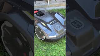Husqvarna Automower AM405XE Nera + Epos RS1 Referenzstation &amp; EdgeCut - für kleine Rasenflächen!