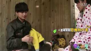 Video thumbnail of "2015.03.24《奇妙的朋友》精彩未播花絮：杏儿给春春分享Coco趣事 Wonderful Friends 李宇春 Li Yuchun Chris Lee"