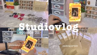 STUDIOVLOG EP. 32 :: Packaging resin keychains, resin photolamp | Resin Art | Sheng | Philippines