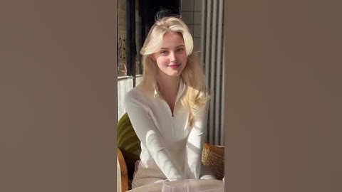 Beautiful teenage girl romantic #lifestyle #shorts #foryou #fyp #trending #reels #love #beauty #top