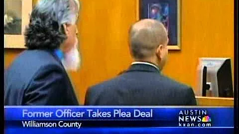 Ex-APD officer pleads guilty to DWI