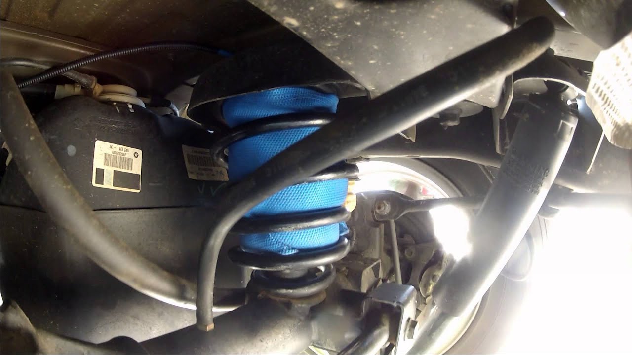 In Action: Jeep Wrangler JK Air Suspension - CR5063HP Airbag Man High  Pressure Coil Helper Kit - YouTube