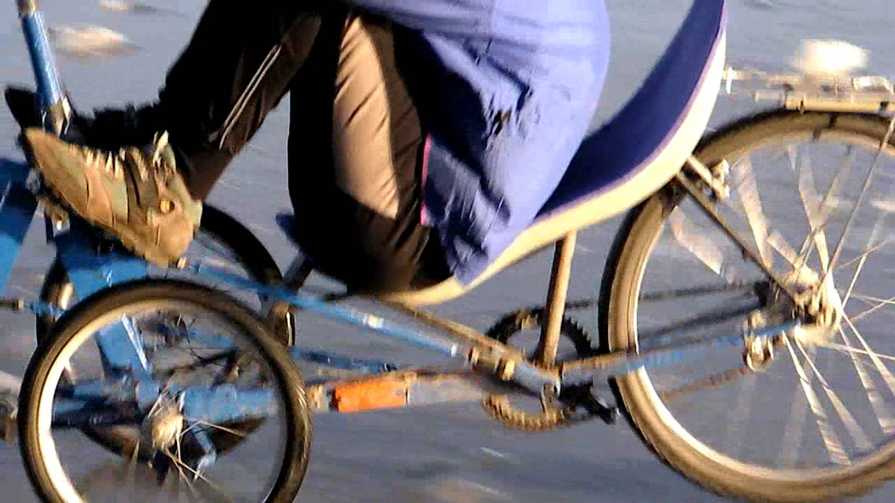 RoundRowingSimssee.MP4