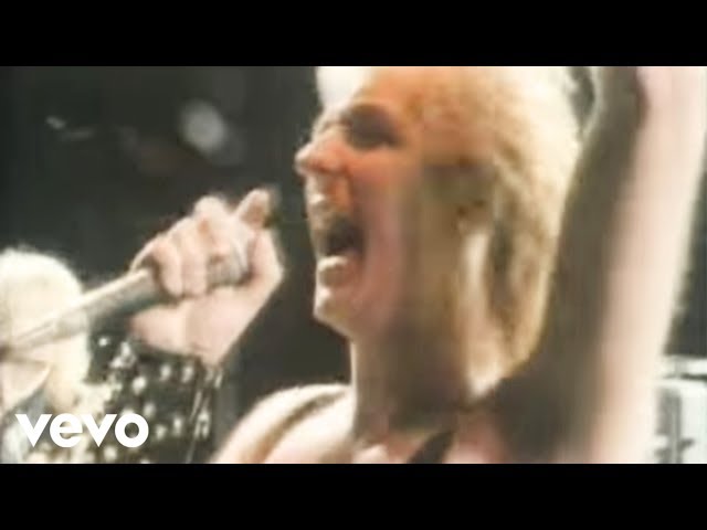 Judas Priest - Living After Midnight