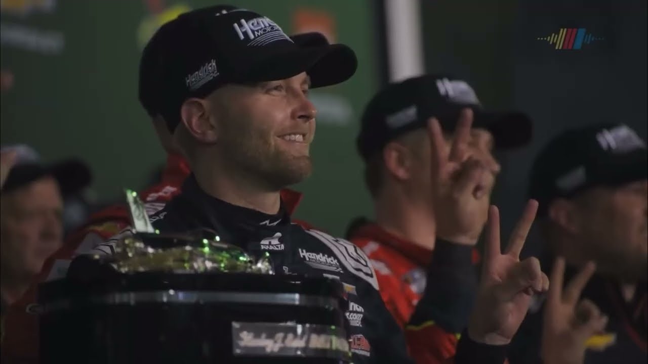 Музыкальное видео William Byron Championship 4 — Angel Of Wrath