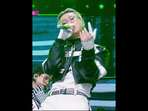 VICTON(빅톤) - Chronograph [Music Bank] | KBS WORLD TV 220128