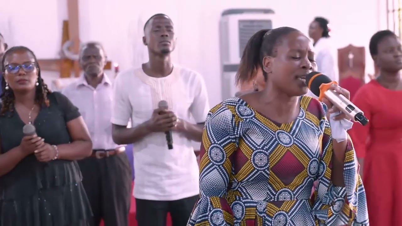 KUSIFU NA KUABUDU-UTABARIKIWA SANA.