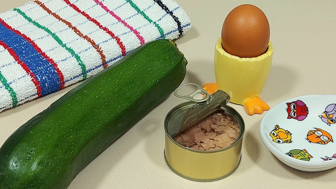 🥚CON HUEVO🥒 CALABACÍN Y ATÚN DE LATA 🌃 CENA RÁPIDA SOLUCIONADA // BEATRIZ COCINA
