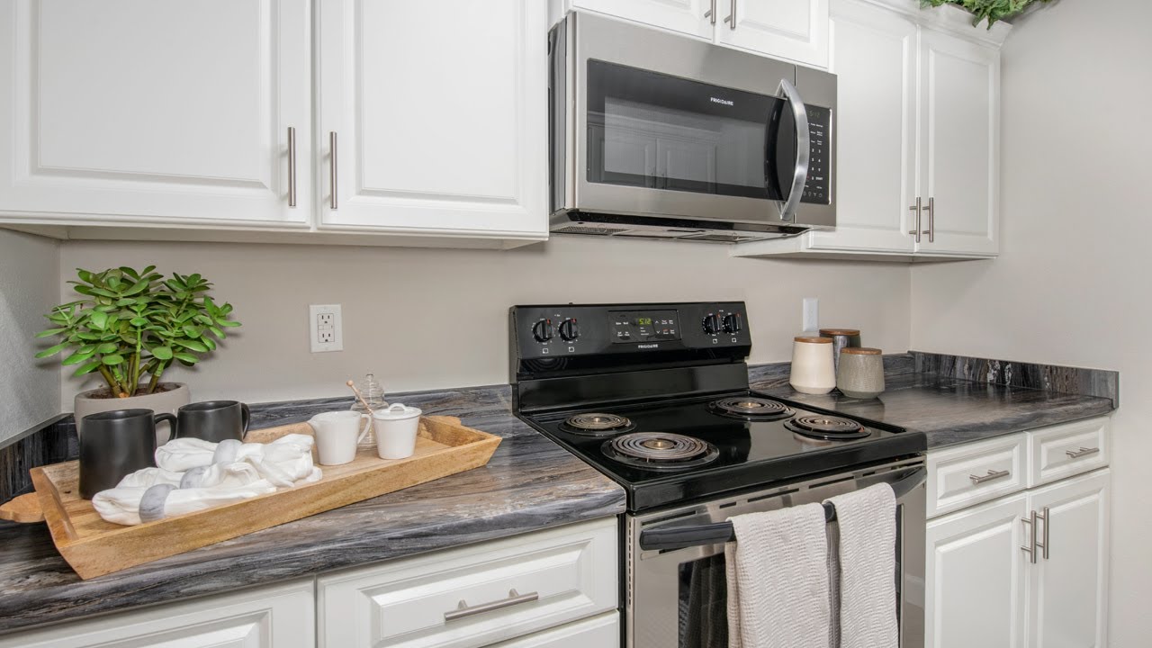 Explore Inside Apartment Homes at Atlas North Apartments in Swartz Creek, MI YouTube