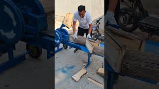 Super Powerful Mechanical Wood Splitter | Satisfying Wood Cutting Process