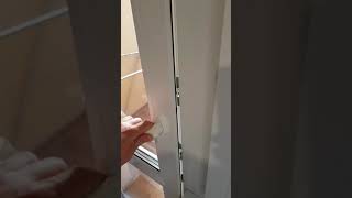 видео Не закрывается пластиковая балконная дверь (туго или плохо закрывается)